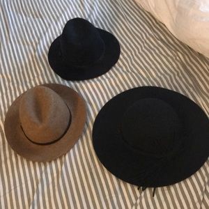 Set of 3 Hats similar to urban outfitters